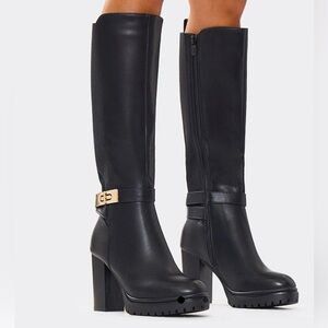 Elegant Black Knee-High Lock Boots